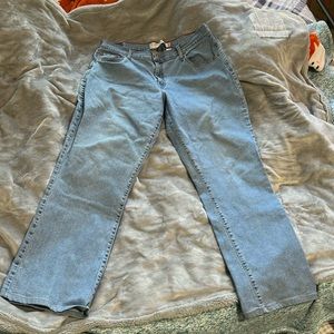 Levi’s jeans, buttons and little loose